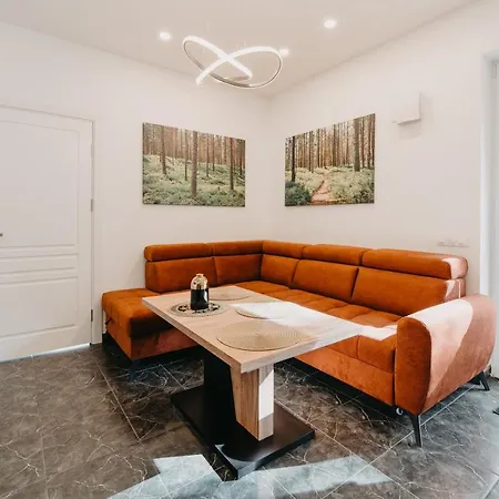 Butas Bangu Namai - Apartamentai Su 2-iem Terasomis