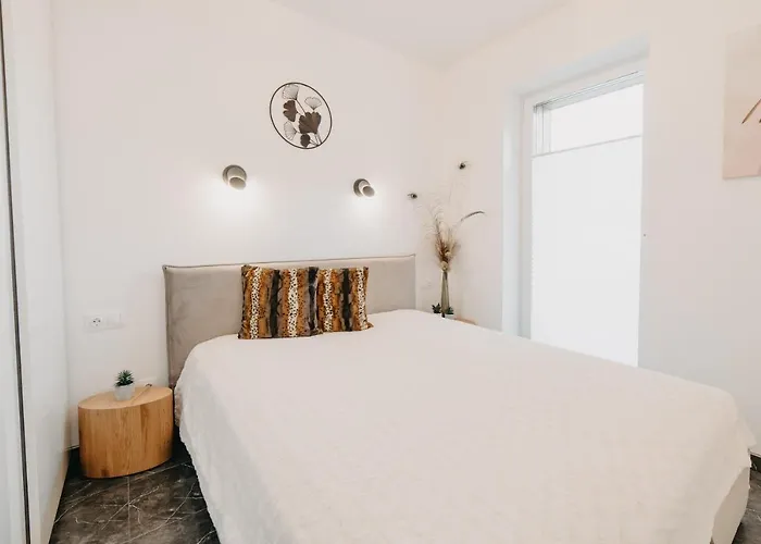 Daire Bangu Namai - Apartamentai Su 2-iem Terasomis *